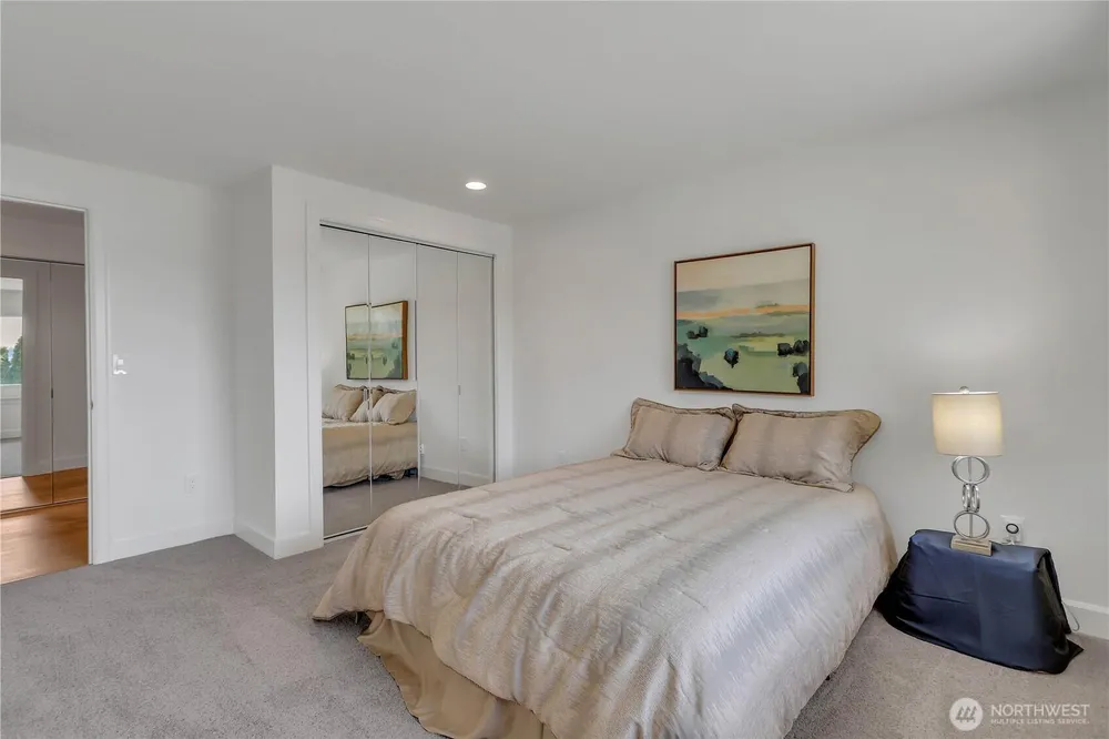 535 208th Ave NE, Sammamish, WA 98074
