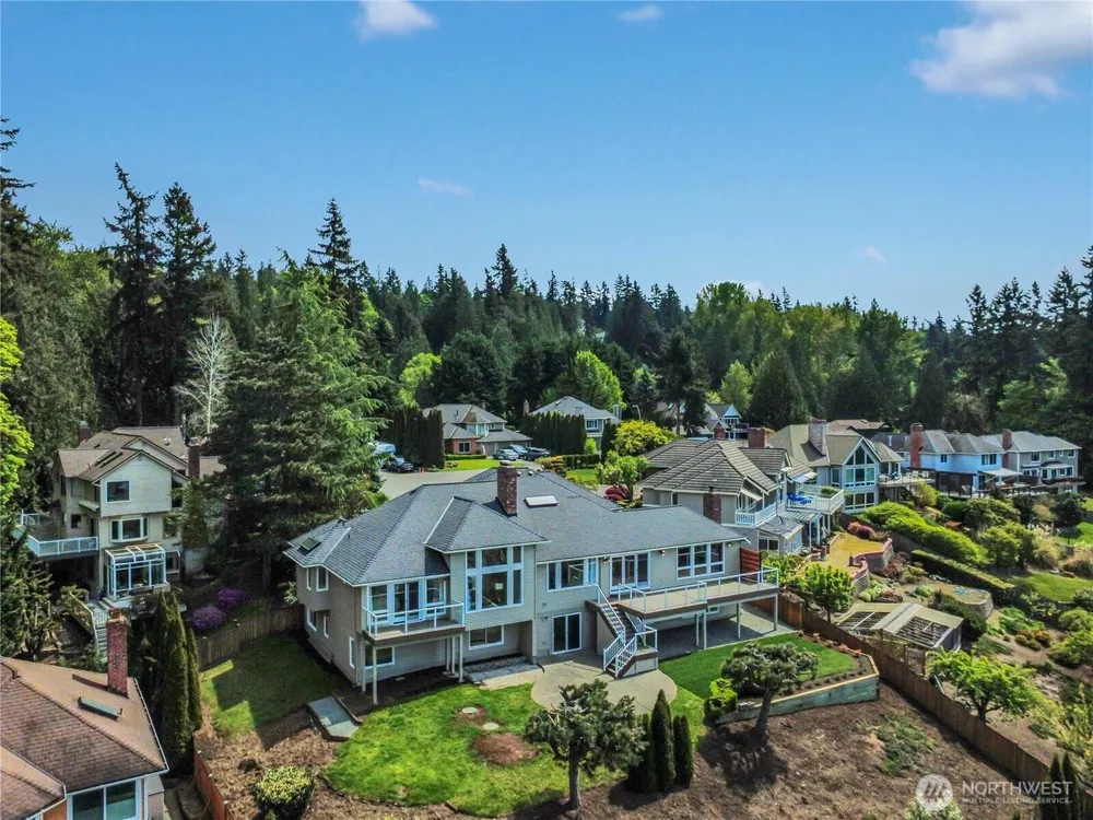 535 208th Ave NE, Sammamish, WA 98074