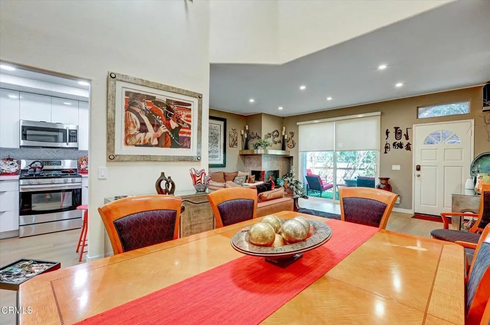 22337 Mission Circle, Chatsworth, CA 91311