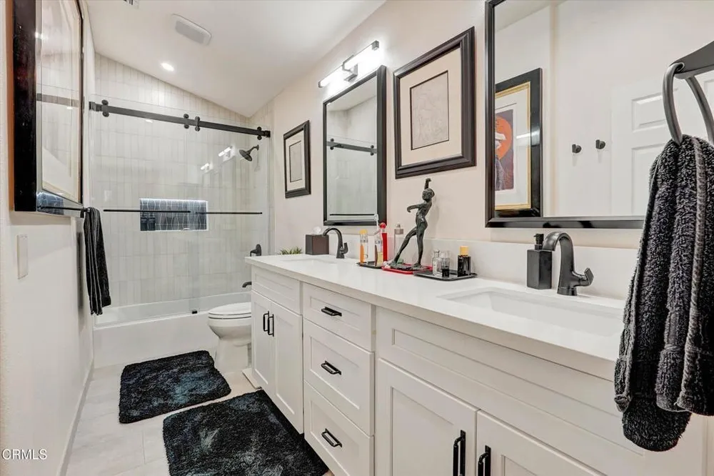 22337 Mission Circle, Chatsworth, CA 91311
