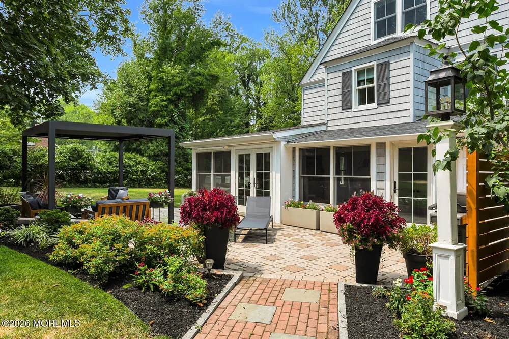 22 Branch Ave, Oceanport, NJ 07757