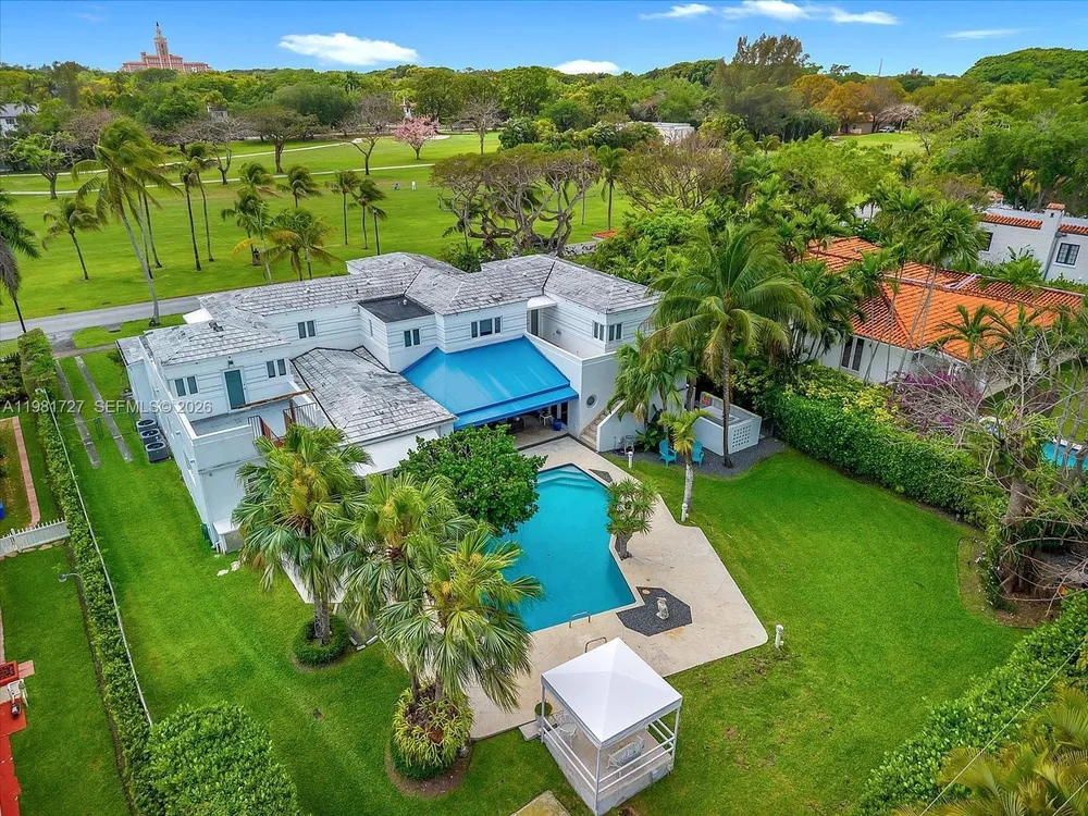 1021 N Greenway Dr, Coral Gables, FL 33134