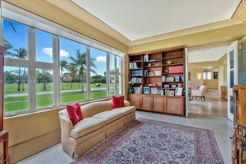 1021 N Greenway Dr, Coral Gables, FL 33134