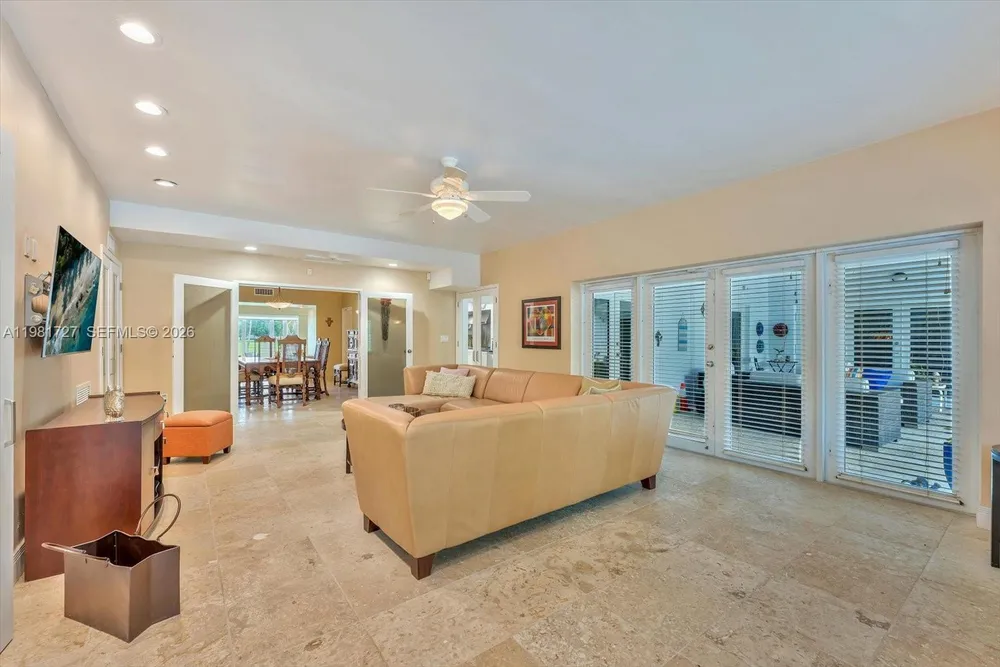 1021 N Greenway Dr, Coral Gables, FL 33134