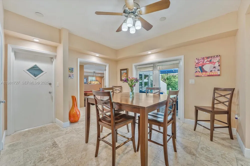 1021 N Greenway Dr, Coral Gables, FL 33134