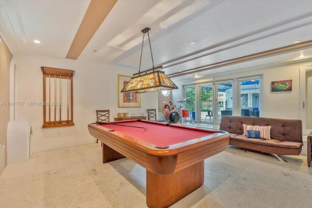 1021 N Greenway Dr, Coral Gables, FL 33134