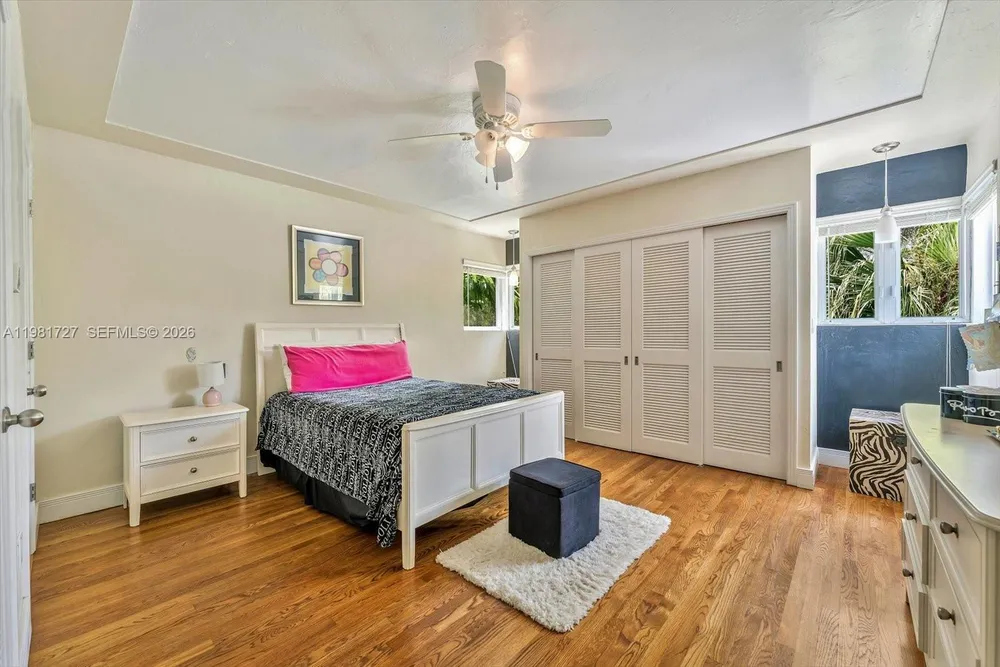 1021 N Greenway Dr, Coral Gables, FL 33134