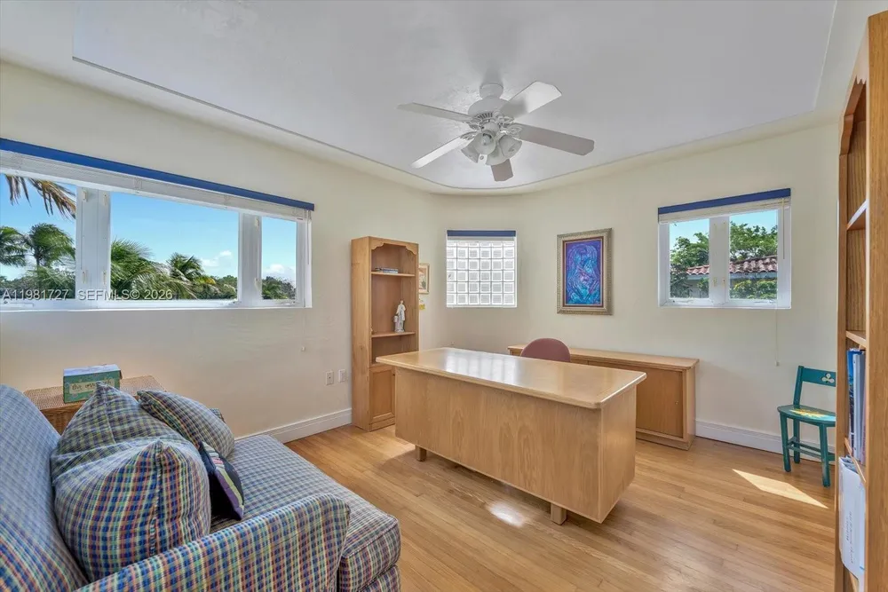 1021 N Greenway Dr, Coral Gables, FL 33134