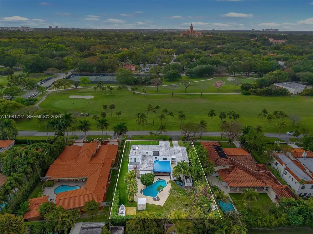 1021 N Greenway Dr, Coral Gables, FL 33134
