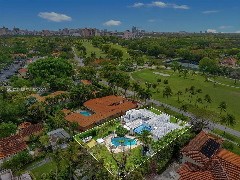 1021 N Greenway Dr, Coral Gables, FL 33134