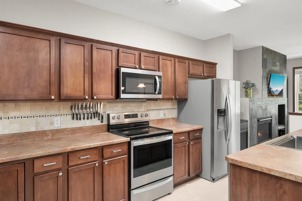 4859 Boatman Ln, Inver Grove Heights, MN 55076