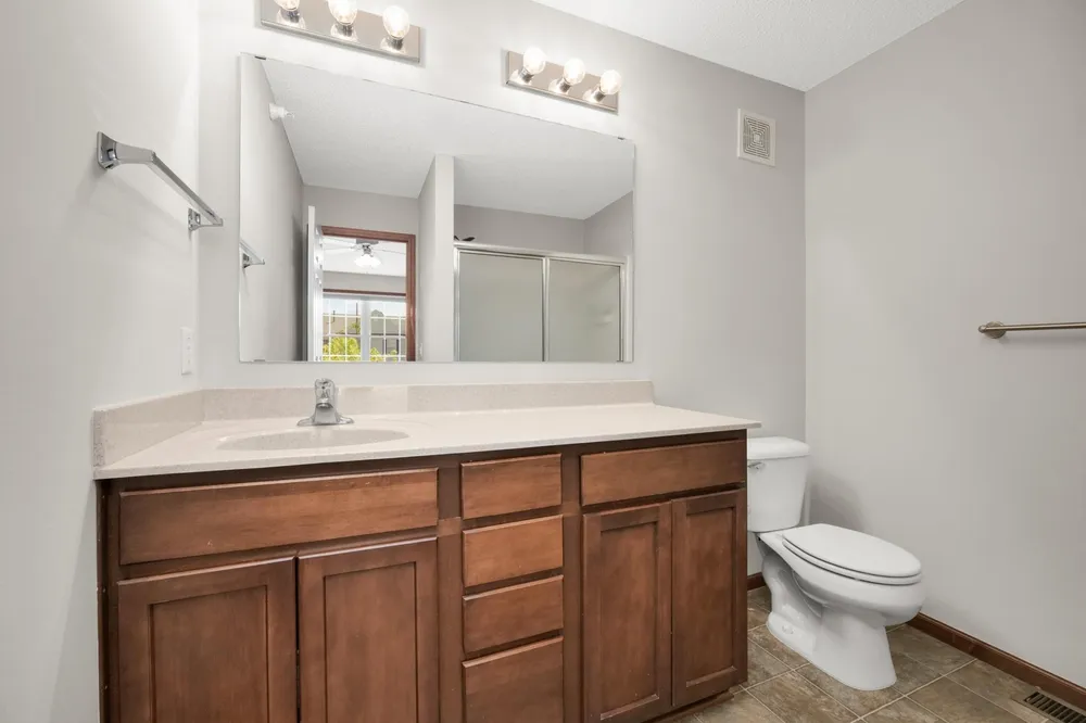 4859 Boatman Ln, Inver Grove Heights, MN 55076