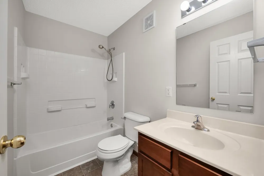 4859 Boatman Ln, Inver Grove Heights, MN 55076