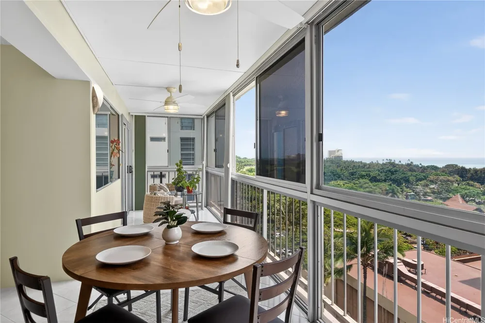 2575 Kuhio Ave, Honolulu, HI 96815