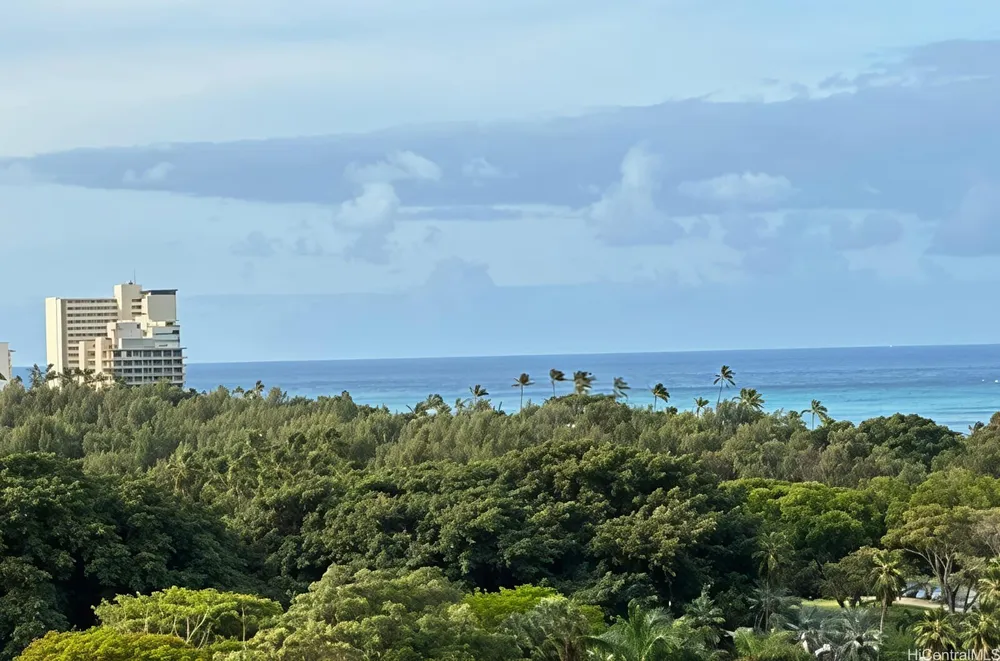 2575 Kuhio Ave, Honolulu, HI 96815