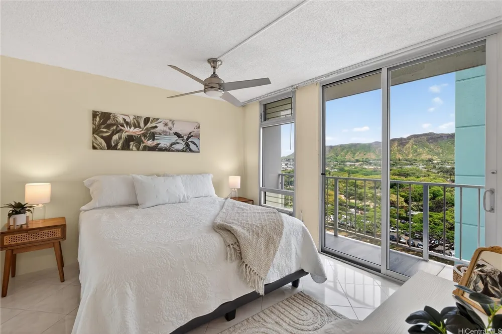 2575 Kuhio Ave, Honolulu, HI 96815
