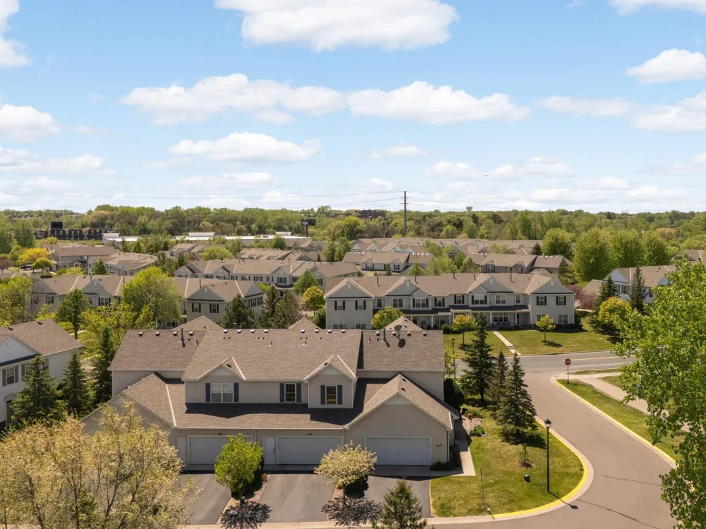 4859 Boatman Ln, Inver Grove Heights, MN 55076