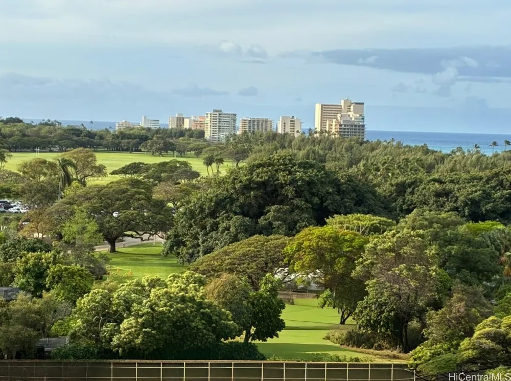 2575 Kuhio Ave, Honolulu, HI 96815