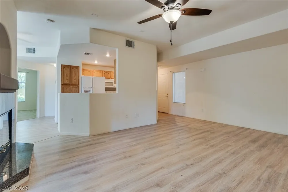 1705 Sky of Red Dr, Las Vegas, NV 89128
