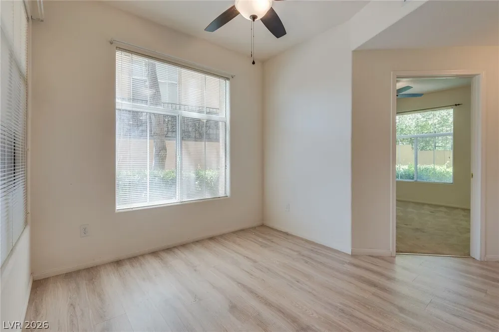 1705 Sky of Red Dr, Las Vegas, NV 89128
