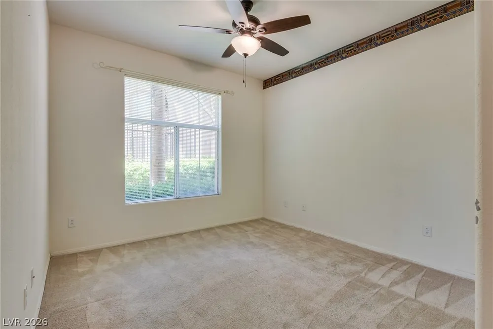 1705 Sky of Red Dr, Las Vegas, NV 89128