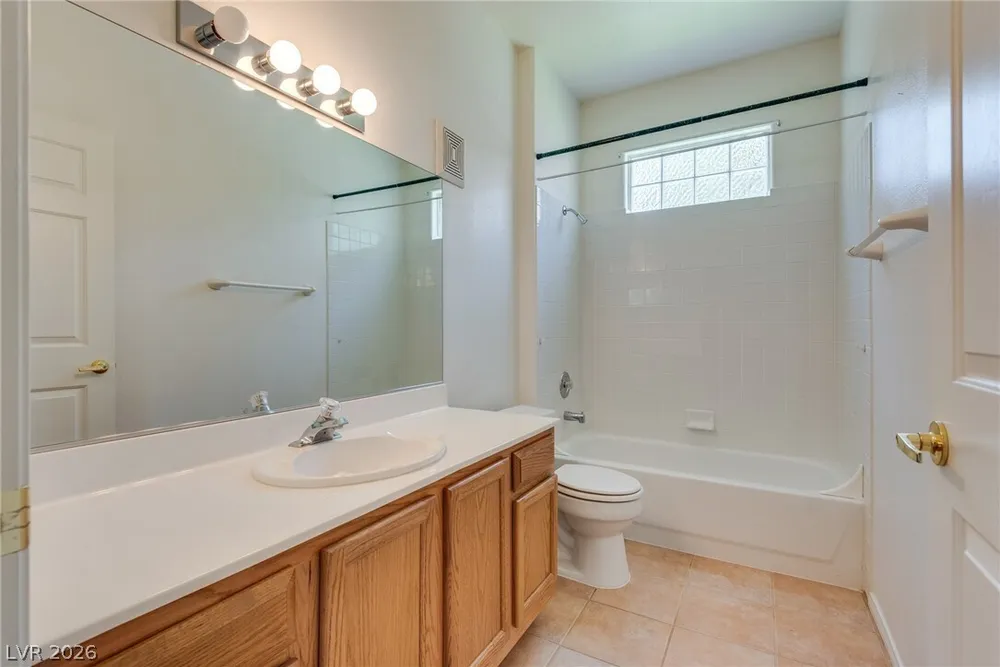 1705 Sky of Red Dr, Las Vegas, NV 89128