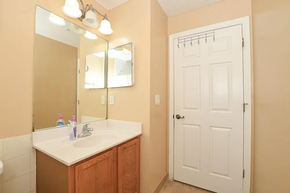1961 SW Diamond St, Port St Lucie, FL 34953