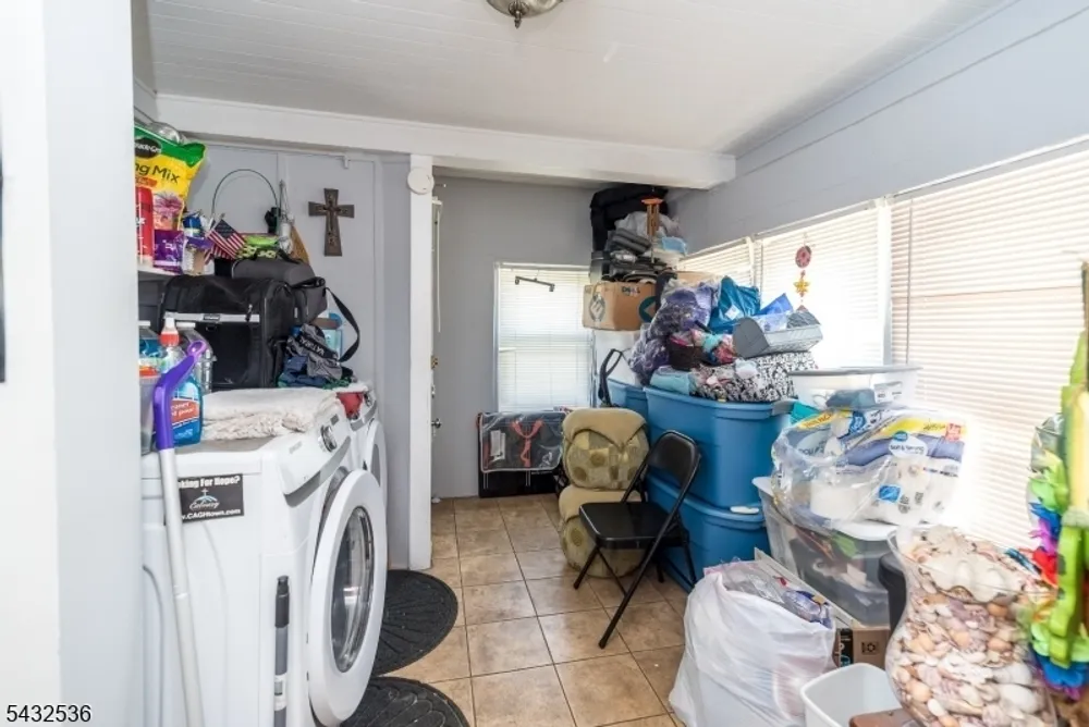 53 Wilson St, Phillipsburg, NJ 08865-3215