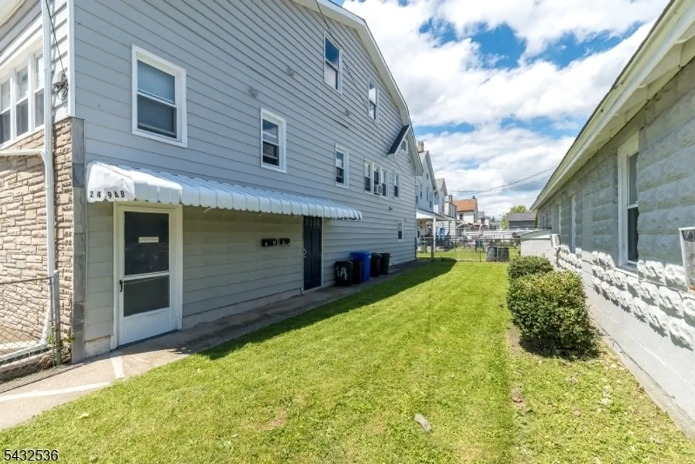 53 Wilson St, Phillipsburg, NJ 08865-3215