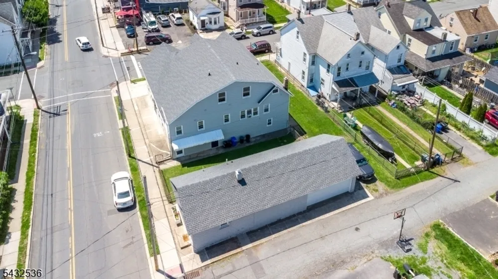 53 Wilson St, Phillipsburg, NJ 08865-3215