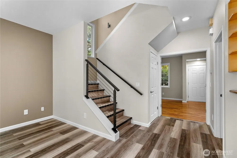 25401 Kanasket Dr, Black Diamond, WA 98010