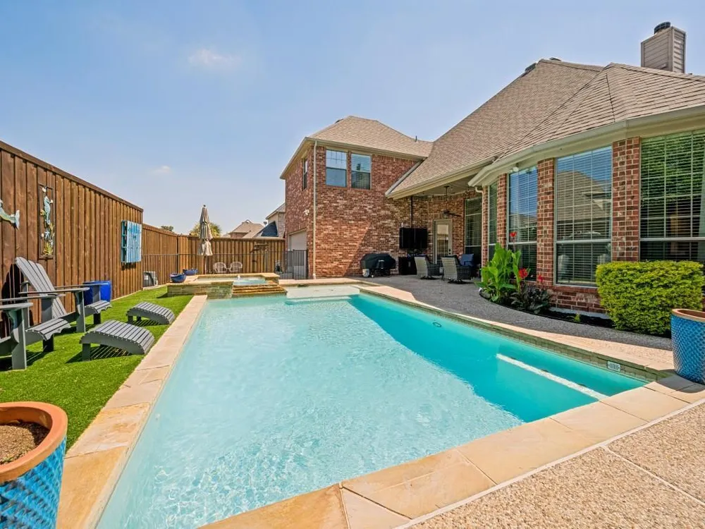11618 Frontier Dr, Frisco, TX 75033