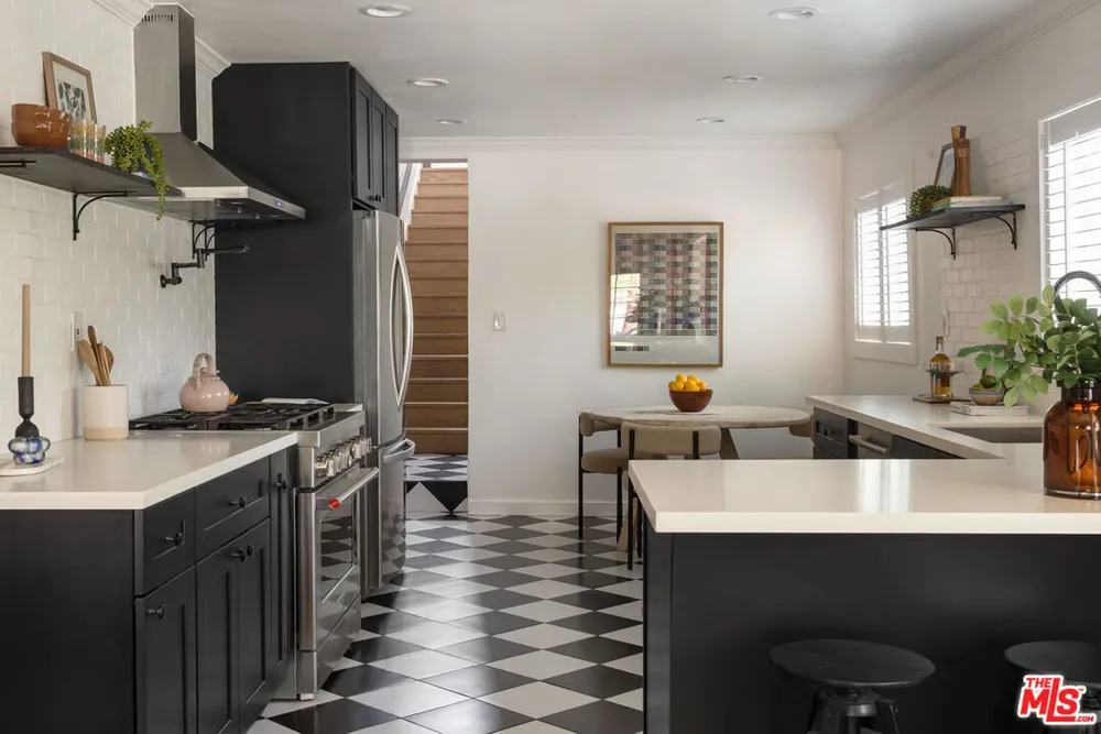5302 Irvington Pl, Highland Park, CA 90042
