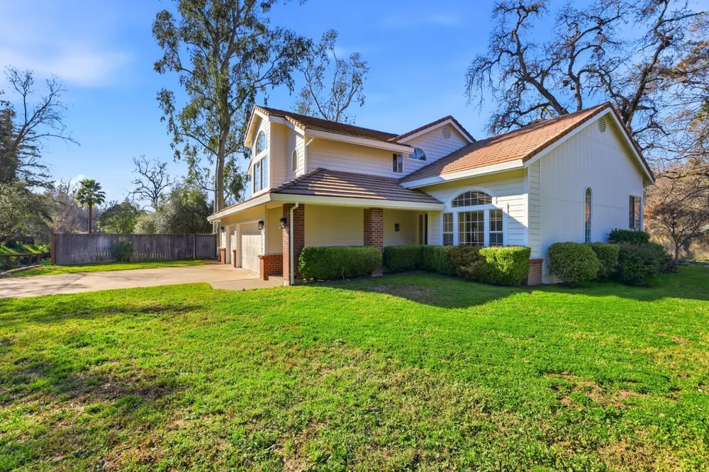 9274 Auburn Folsom Rd, Granite Bay, CA 95746