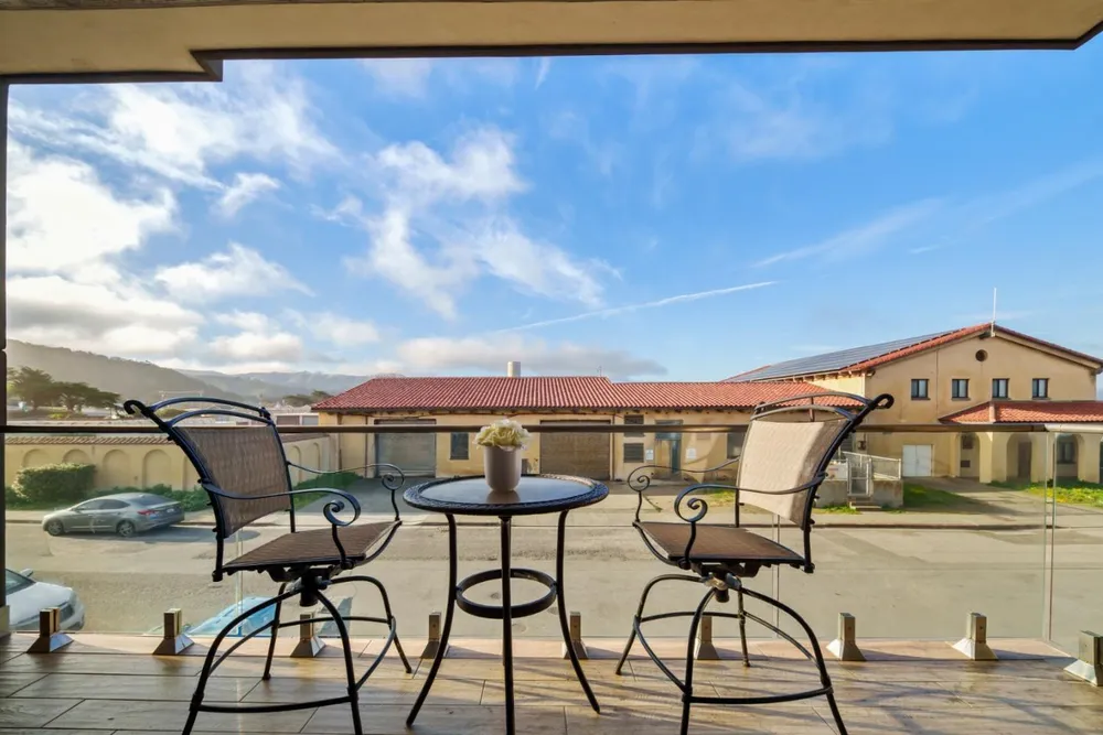 29 Montecito Ave, Pacifica, CA 94044