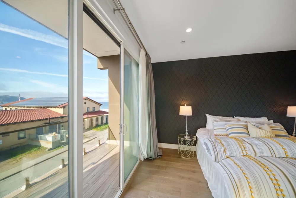 29 Montecito Ave, Pacifica, CA 94044