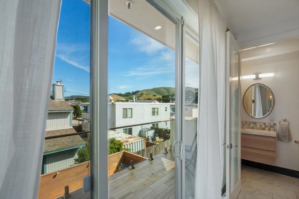 29 Montecito Ave, Pacifica, CA 94044