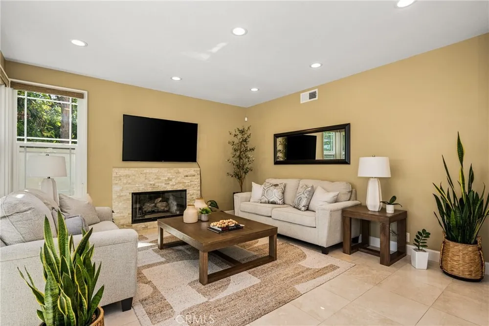 4 Santa Rita, Lake Forest, CA 92610