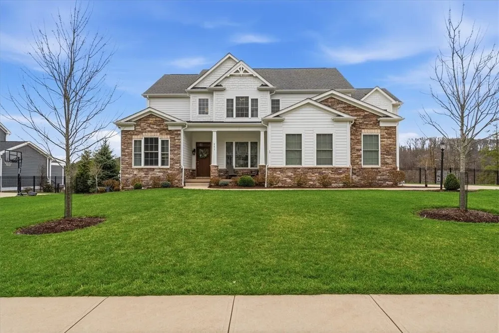 241 Tamarack Dr, Mars, PA 16046