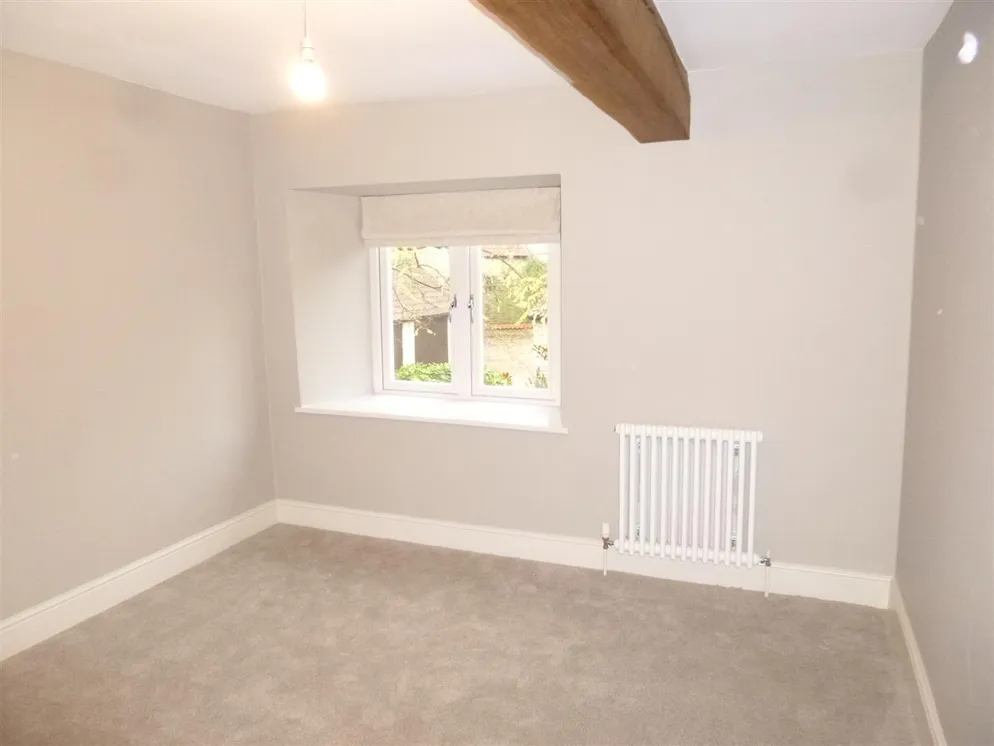 Property carousel item 11