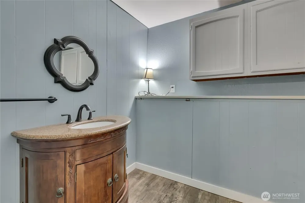 18506 SE 294th St, Kent, WA 98042