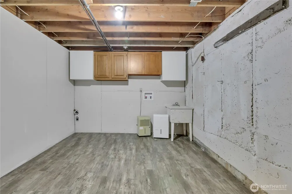 18506 SE 294th St, Kent, WA 98042