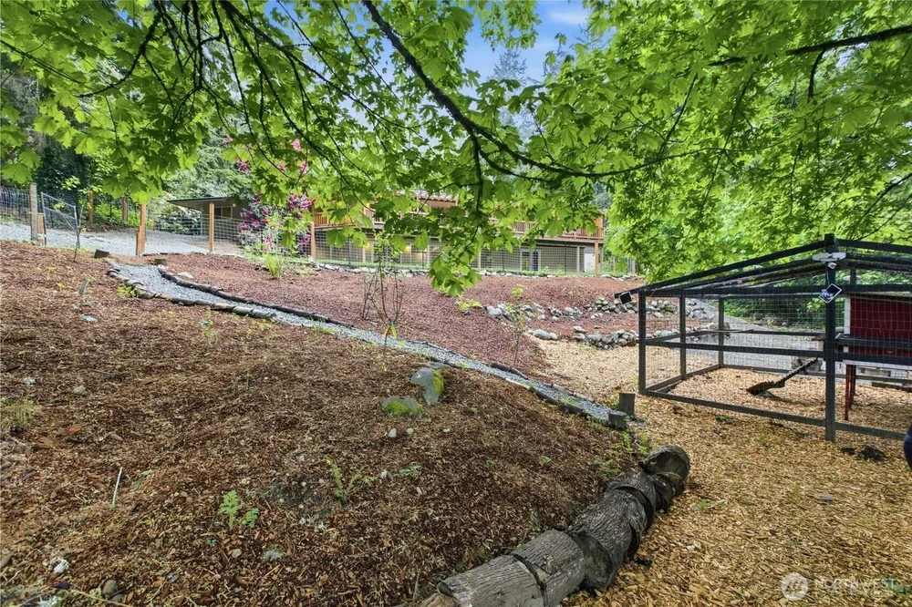 18506 SE 294th St, Kent, WA 98042