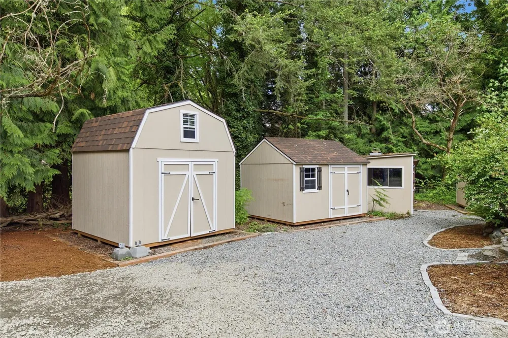 18506 SE 294th St, Kent, WA 98042