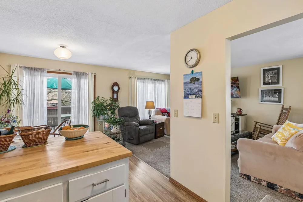 7423 Borman Ave, Inver Grove Heights, MN 55076