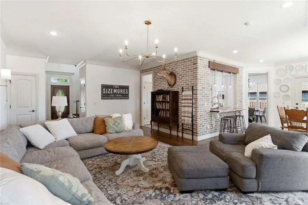 6405 SW Heritage Ave, Bentonville, AR 72713