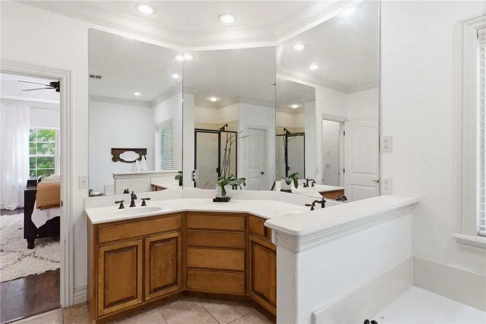 6405 SW Heritage Ave, Bentonville, AR 72713