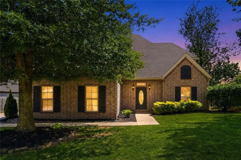 6405 SW Heritage Ave, Bentonville, AR 72713