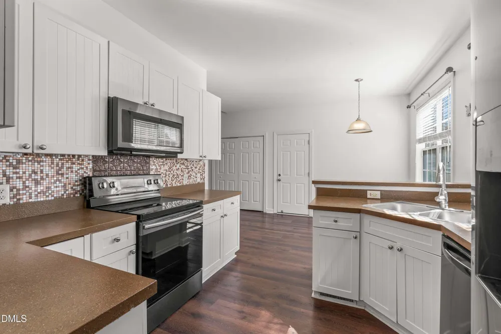 500 Sherrybrook Dr, Raleigh, NC 27610