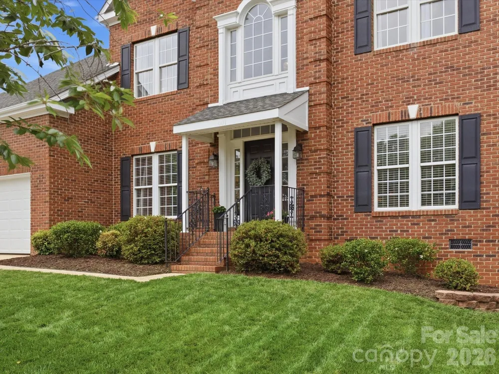 601 E Cheval Dr, Fort Mill, SC 29708